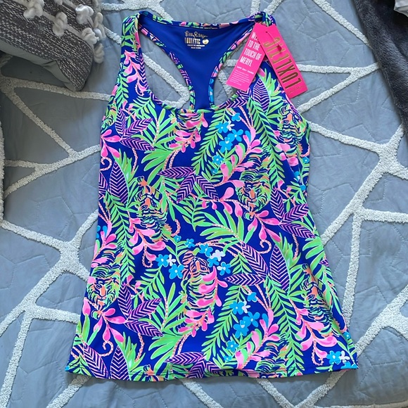 Lilly Pulitzer Tops - NWT Lilly Pulitzer Mina Bra Tank 50+spf, size S